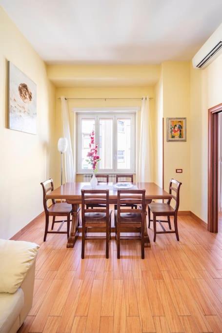 Casa Angelina Con 3 Camere Da Letto Rome Bagian luar foto